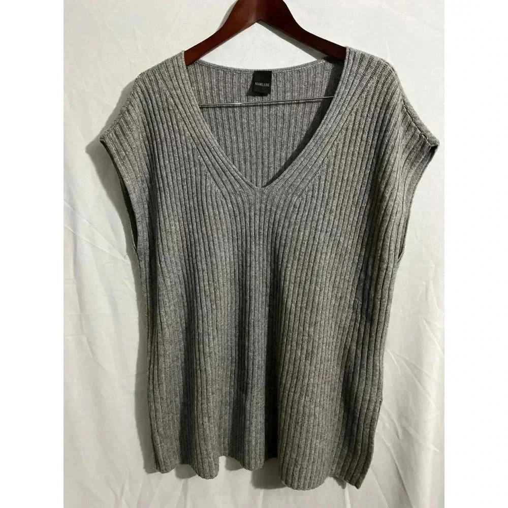Madeleine  Gray Ribbed Knit V-Neck Sweater